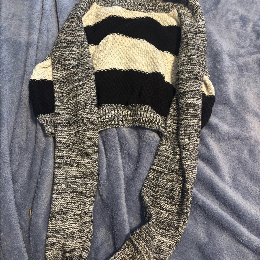Smart Set Black and Cream Striped Sweater
